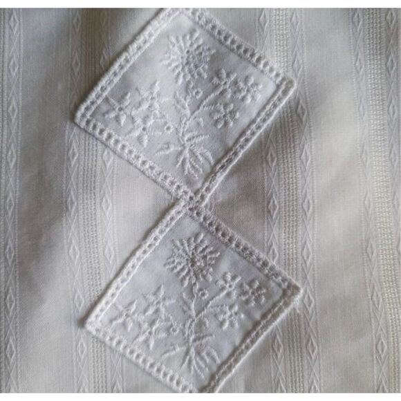 Country cottage core French bell sleeve blouse - Picture 8 of 8